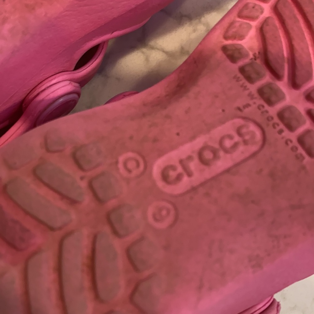 Crocs Girls Size 9 - Picture 8 of 8